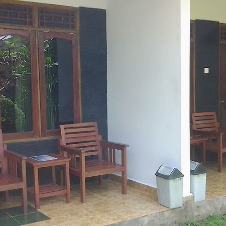 Family Garden Homestay Mangsit Buitenkant foto
