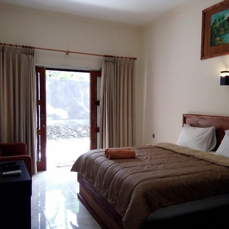 Family Garden Homestay Mangsit Buitenkant foto