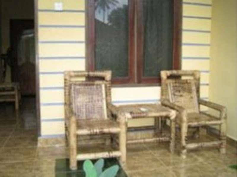 Family Garden Homestay Mangsit Buitenkant foto