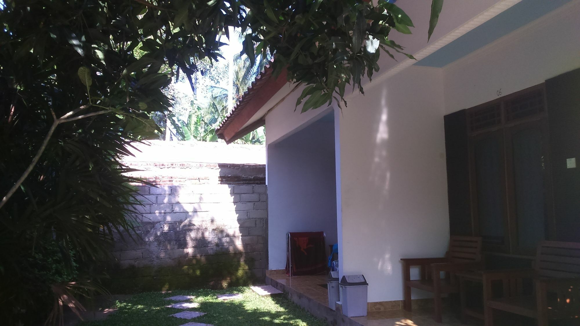 Family Garden Homestay Mangsit Buitenkant foto